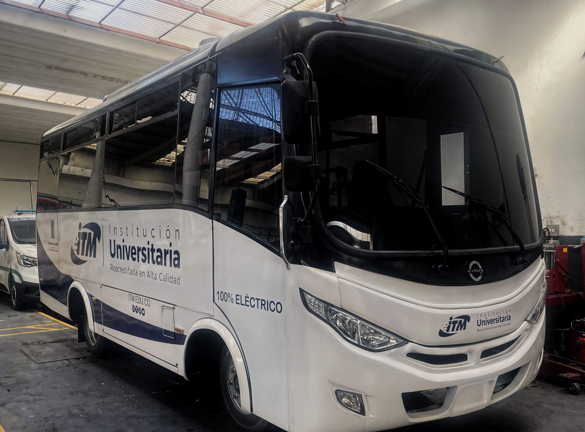 Buses Institucionales